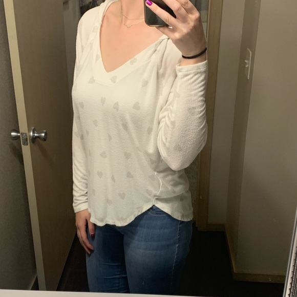 Lucky Brand Small Hooded Heart Top - Picture 9 of 11